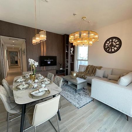 Smart Living Apartment Абу-Даби Экстерьер фото